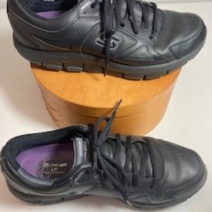 Skechers Tennis Shoes Women's Size 10 EUC